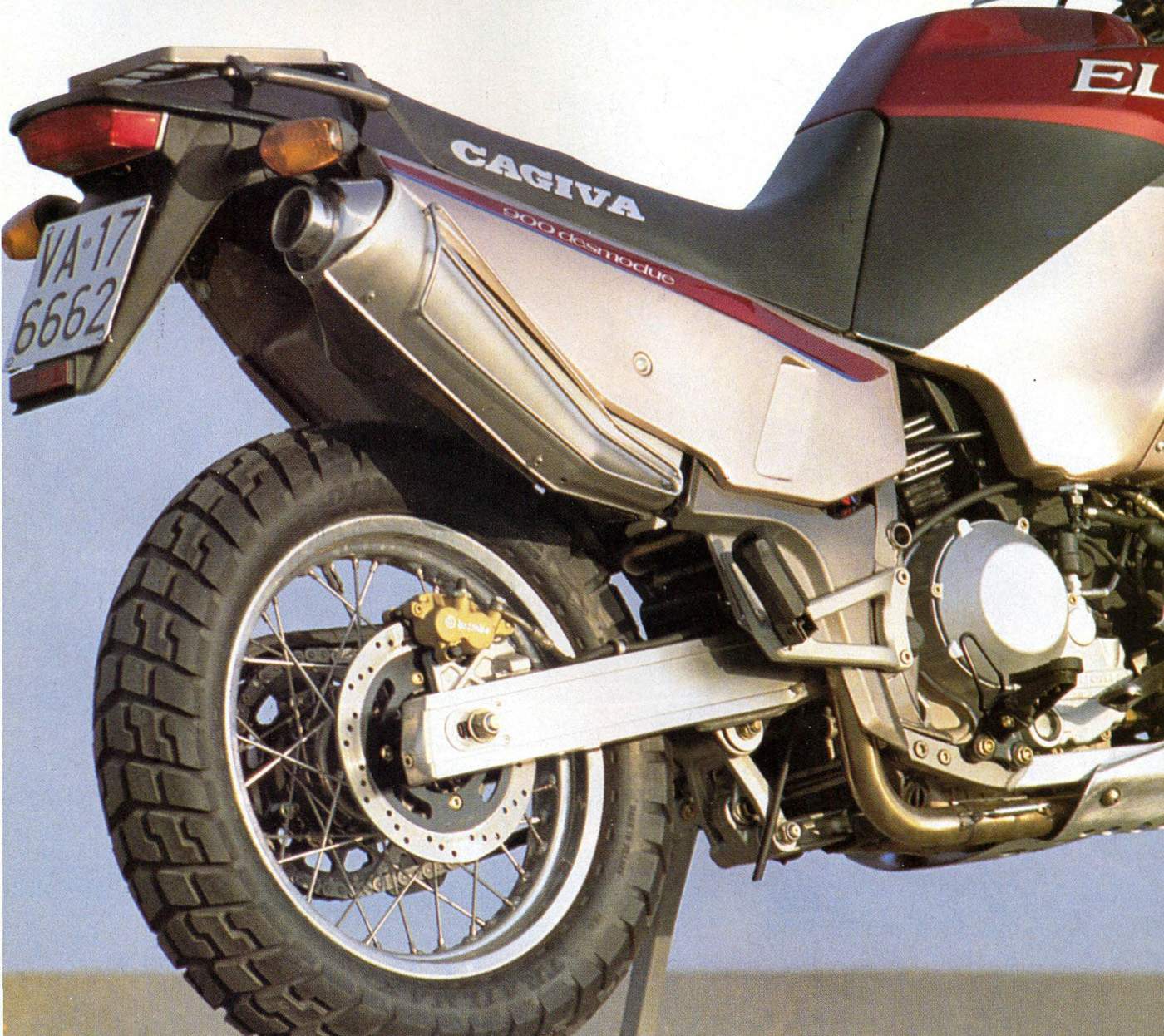 Cagiva Elefant 900AC CAT technical specifications