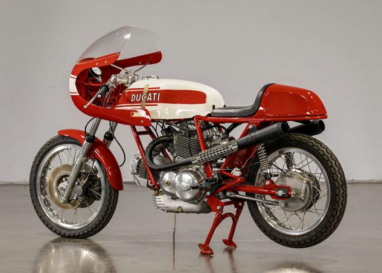 Ducati 750 Sport technical specifications