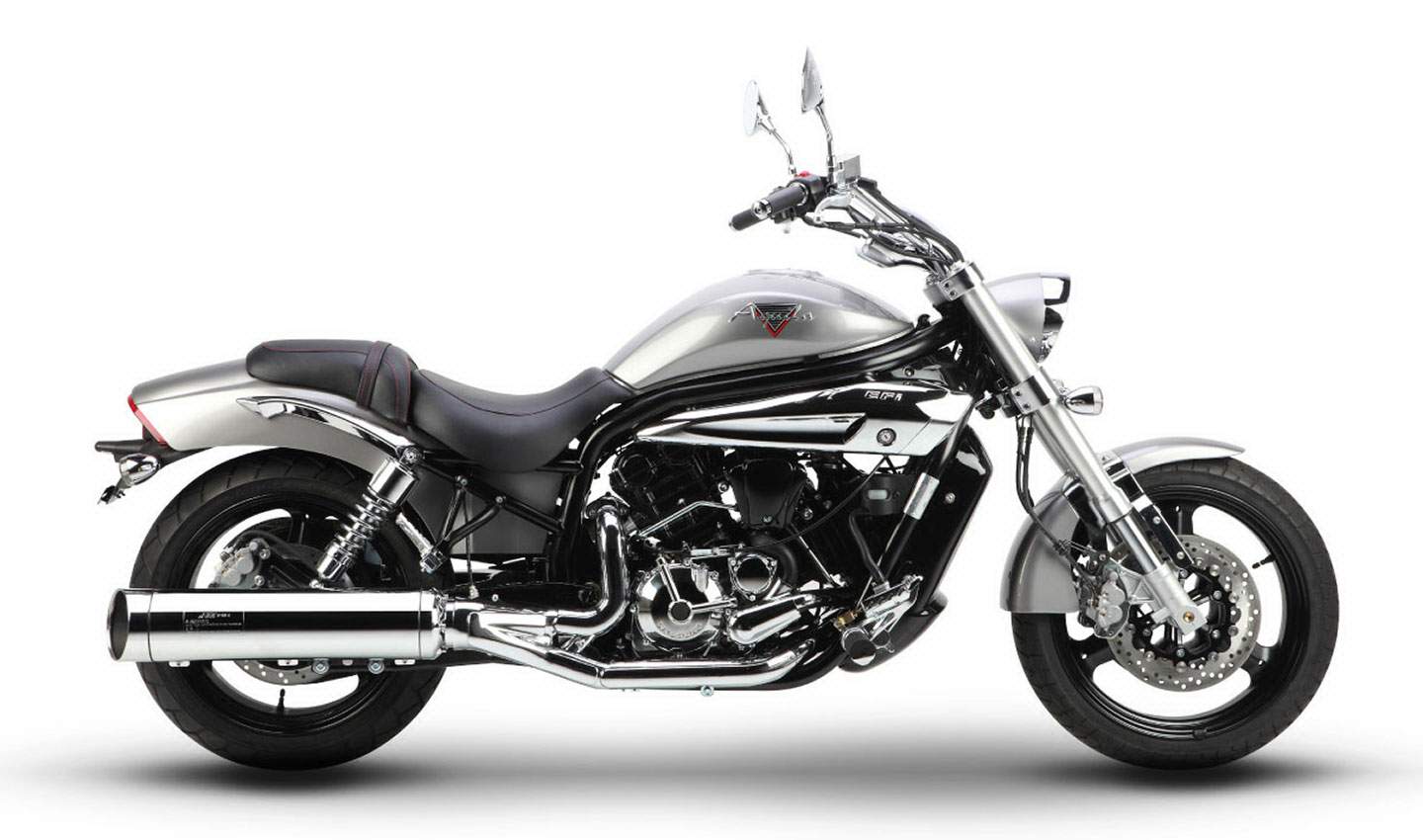 Hyosung GV 650 Aquila Pro technical specifications