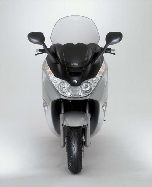 Piaggio X8 200 technical specifications