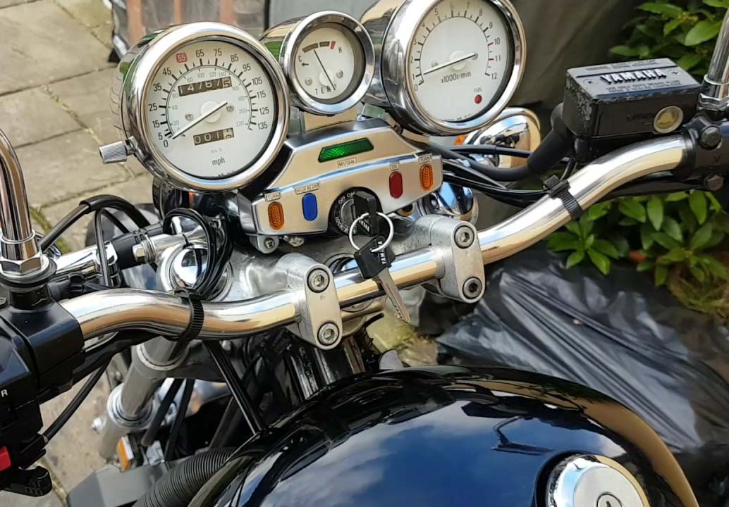 Yamaha XJ 700X Maxim technical specifications
