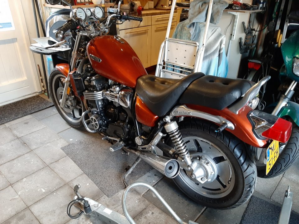 1986 Yamaha XJ 700X Maxim