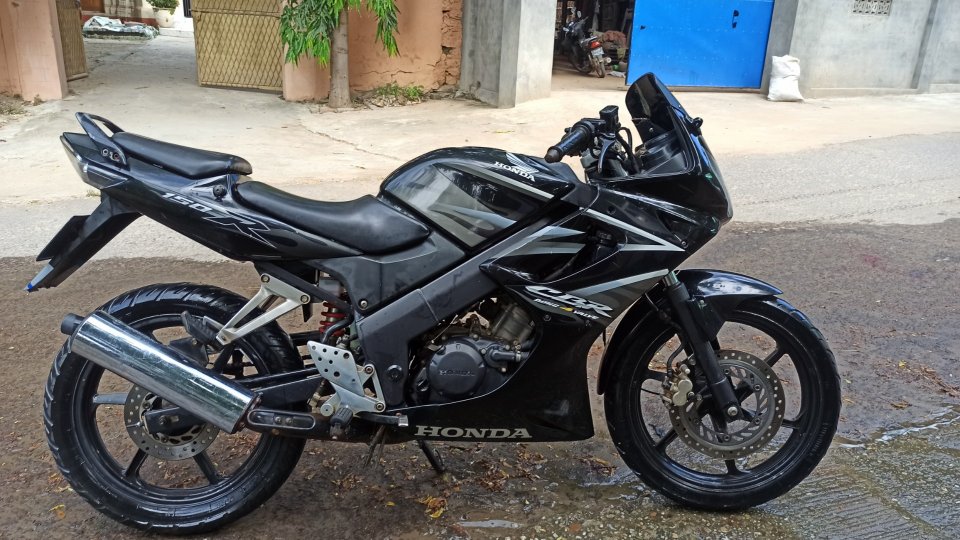 2006 Honda CBR 150R